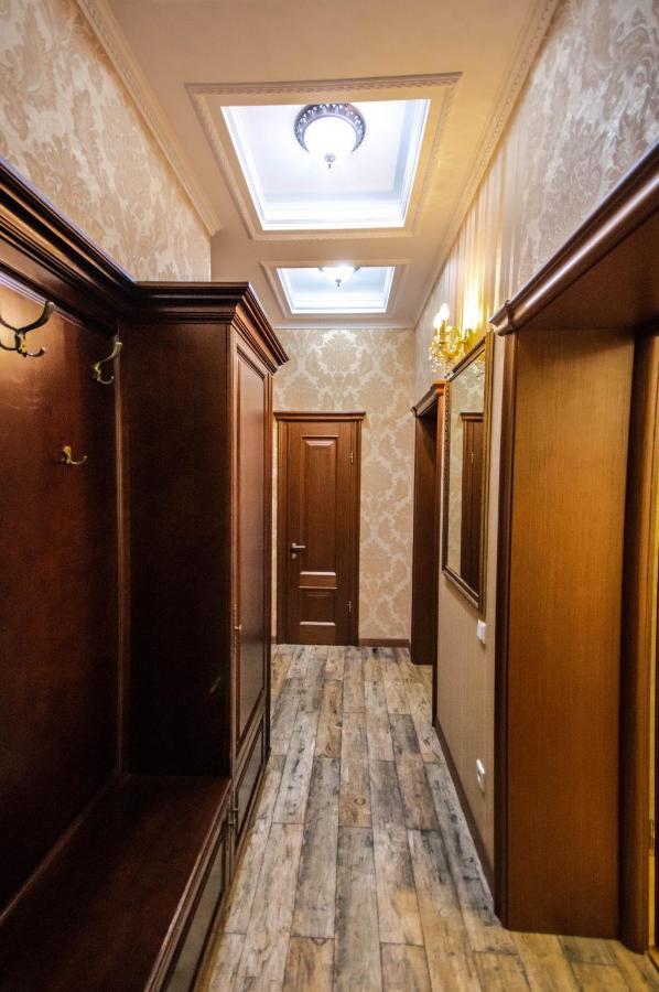 Kyiv Classic Apartment Exterior photo