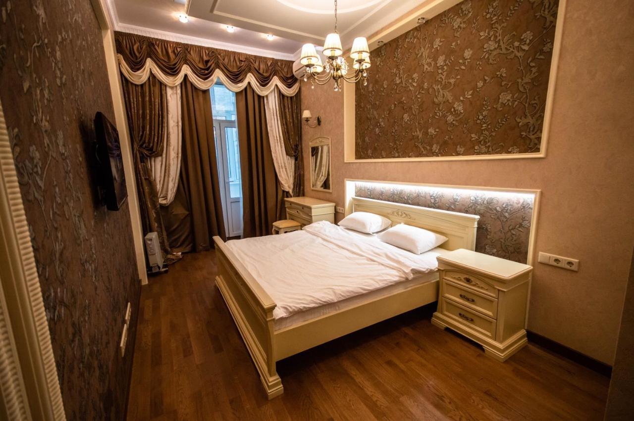 Kyiv Classic Apartment Exterior photo